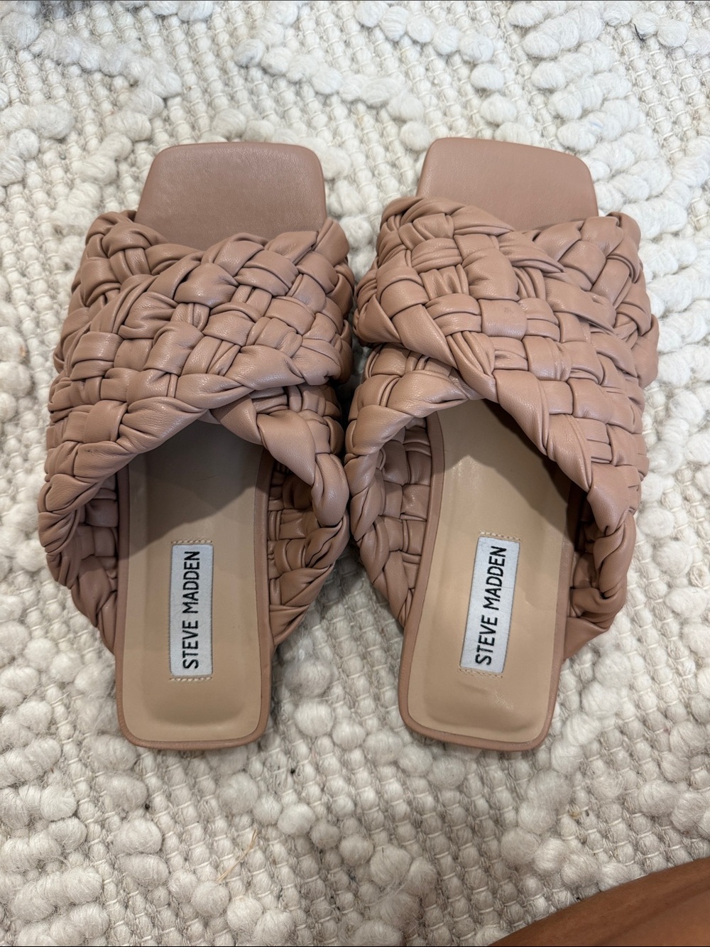 Steve Madden slides size 8